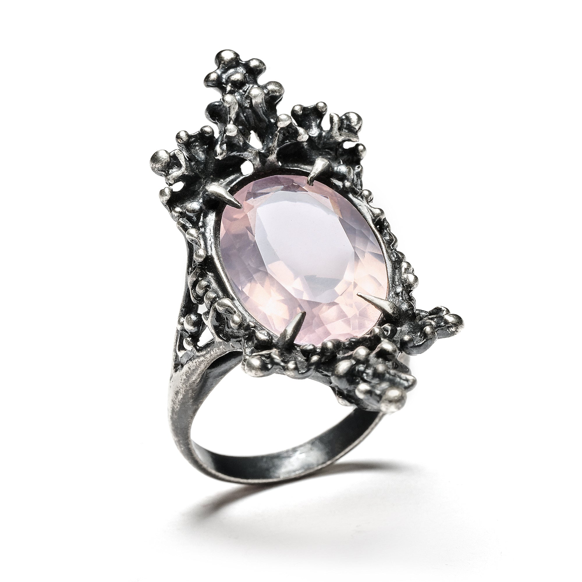 * Ready to Ship * The Hollow Ring. Rose Quartz. Size 9.