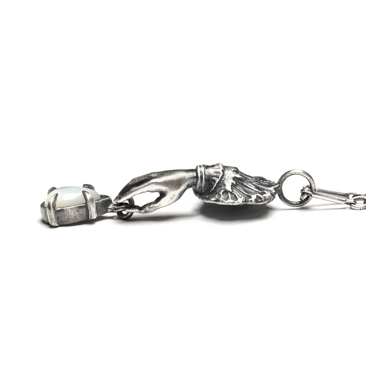 * Ready to Ship * The Medium II. Petite Mother of Pearl Necklace.