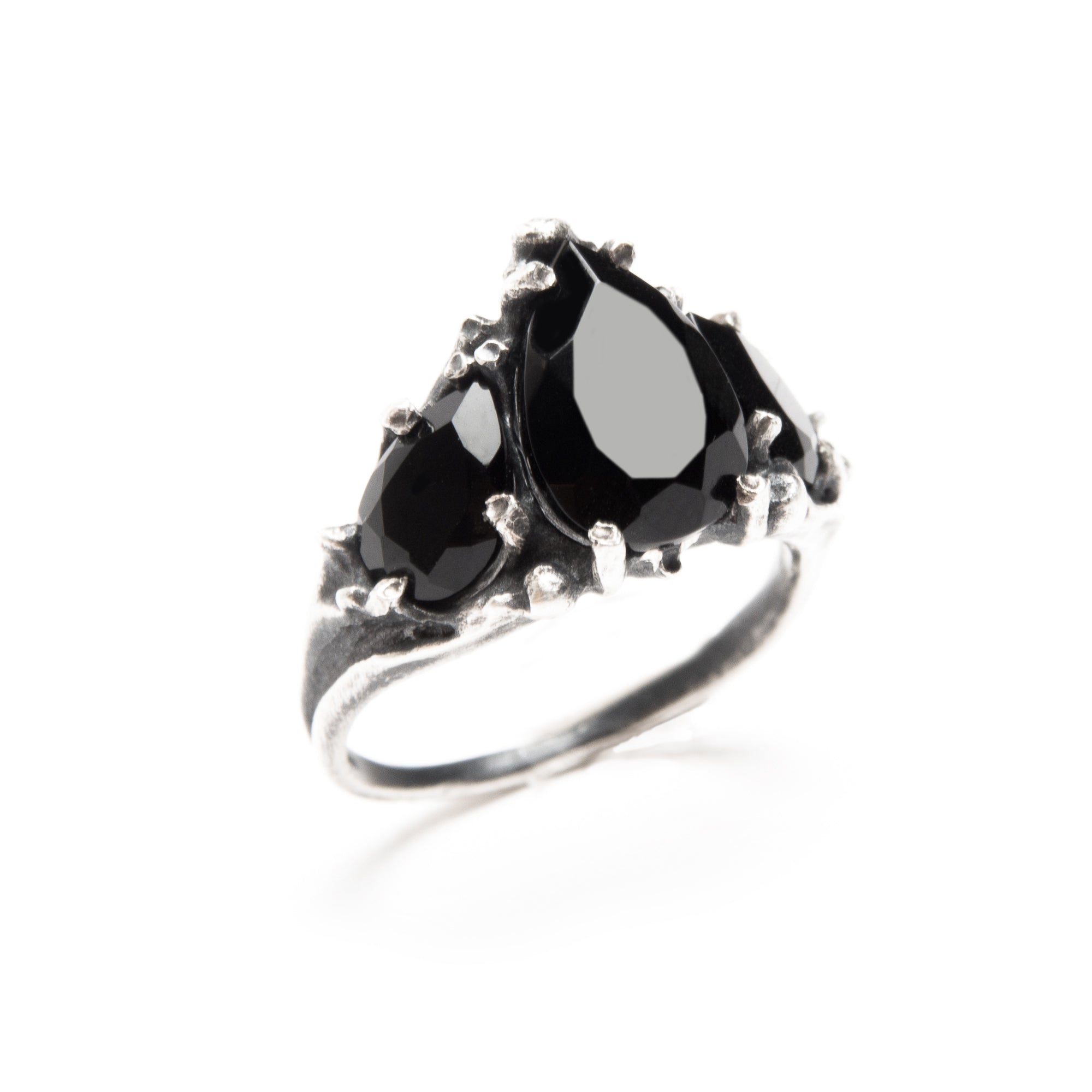【BLACKPURPLE】[silver925] milky ring Blackened Sterling Silver 925 Spiky Black Spinel White Gem
