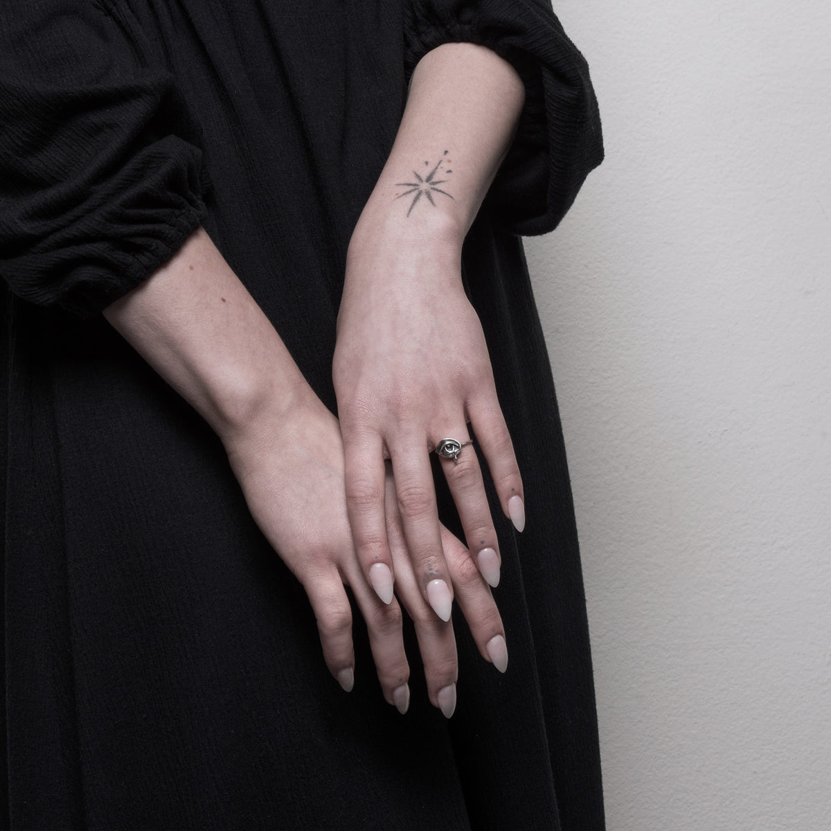 Small Mourning Eye. Silver Tears. Ring.
